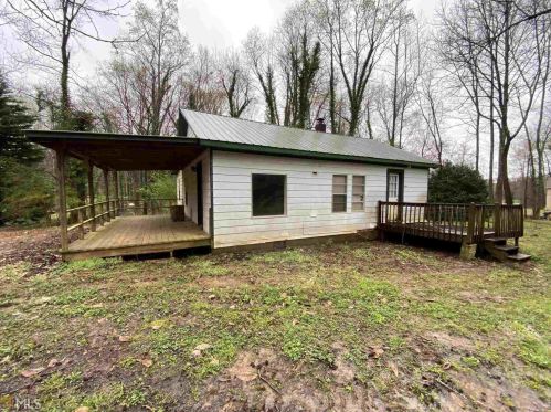 249 Davis Dr, Cleveland, GA 30528-4886