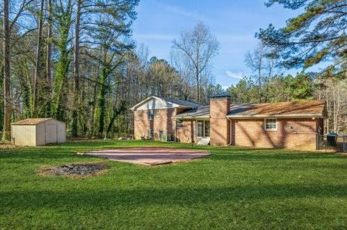 60 Old Ivy Rd, Stockbridge GA  30281-2130 exterior