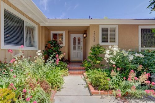 27050 Indian Peak Rd, Palos Verdes Estates, CA 90275-2219