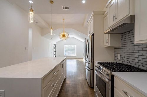 1522 Arizona Ave, Dallas TX  75216-1408 exterior