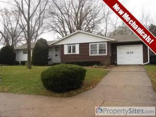 1825 37th Street Pl, Moline, IL 61265-4452