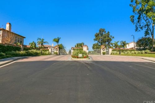 10072 Albee Ave, Tustin, CA 92782-1452