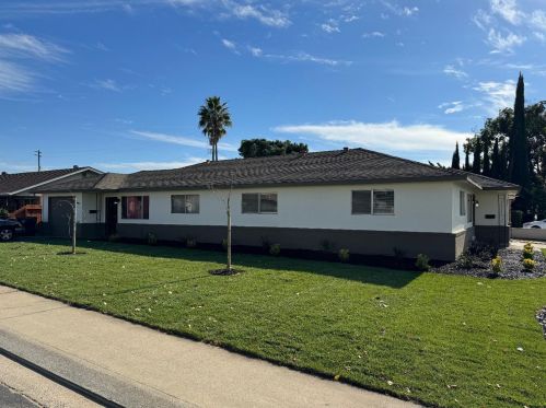 204 Jason St, Manteca, CA 95336-3732