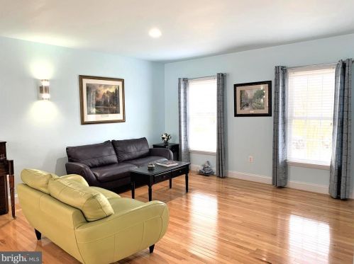 7303 Bonniemill Ln, Springfield, VA 22150-4426