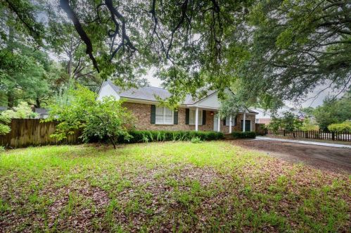 1129 Rifle Range Rd, Mount Pleasant SC  29464-4251 exterior