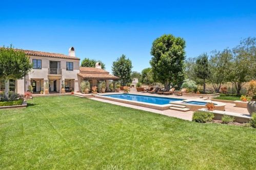 50 Golden Eagle, Irvine CA  92603-0308 exterior