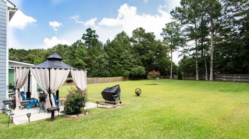 2425 Hampshire Cv, Conyers GA  30013-6394 exterior