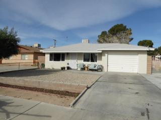 213 Gold Canyon St, Ridgecrest, CA 93555-3725
