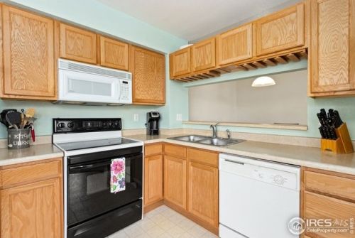 6802 Antigua Dr, Fort Collins CO  80525-6932 exterior