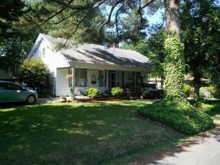 3201 Eubanks Rd, Durham, NC 27707-3624