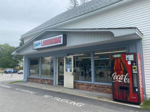 7 Main St, Goffstown, NH 03045-1795