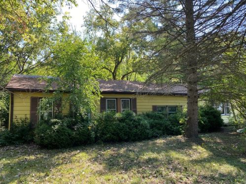 35485 Northern Ave, Waukegan, IL 60085-1350