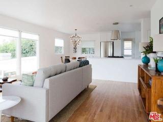 3118 21st St, Santa Monica CA  90405-6012 exterior