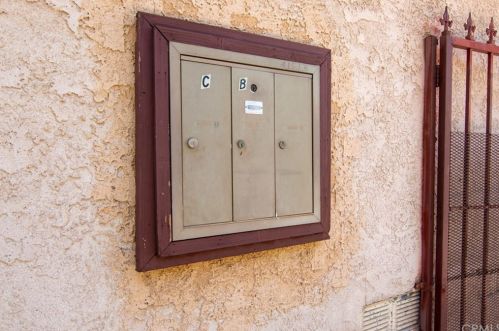 4151 132 St, Hawthorne CA 90250-5904 exterior