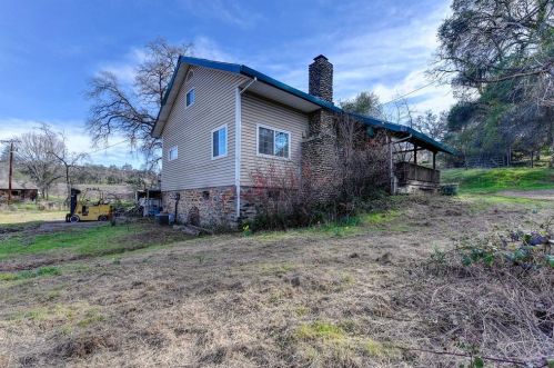 2402 Deer Valley Rd, Rescue, CA 95672-9523