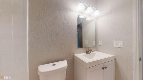 4100 Coatsworth Dr, Rex GA 30273-1500 exterior