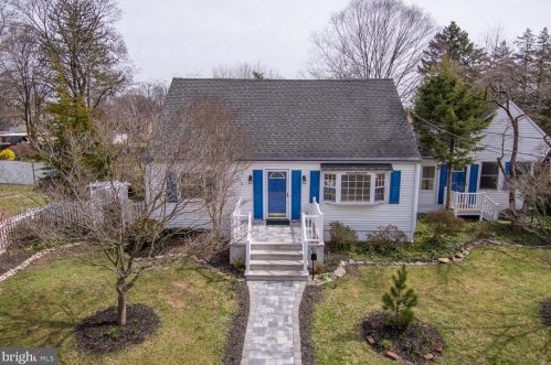 110 Natrona Ave, Trenton, NJ 08619-4214