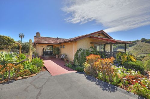 584 Vereda Del Ciervo, Santa Barbara, CA 93117-5306