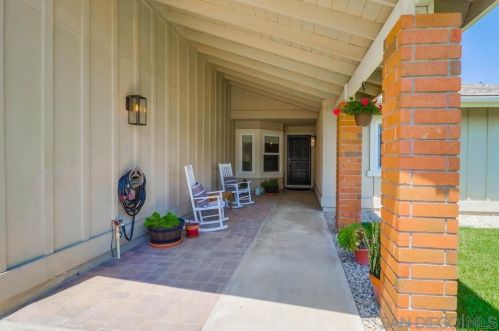 10544 Cadwell Rd, Santee, CA 92071-1080