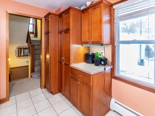 737 Desoto St, Saint Paul MN  55130-4215 exterior