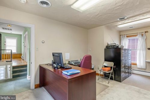 515 Carlisle St, Hanover PA 17331-2406 exterior