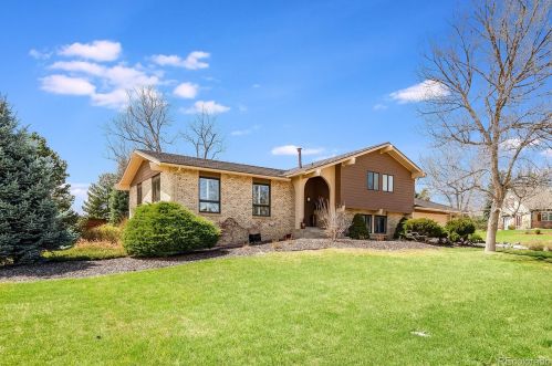 5421 Dallas St, Englewood, CO 80111-3536