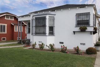 201 84 Pl, Los Angeles CA  90001-3620 exterior