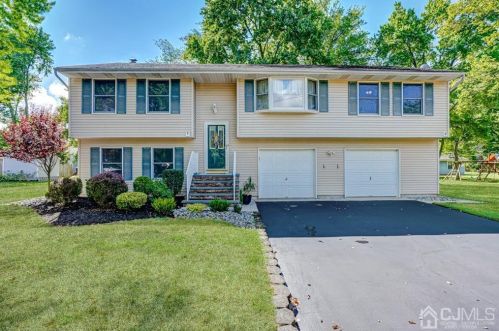 404 Lodge St, Piscataway, NJ 08854-2309