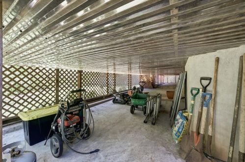 3918 Caney Crk Rd, Austin TX  78732-2216 exterior