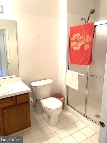 141 Meadowlark Dr, Trenton NJ  08690-3547 exterior