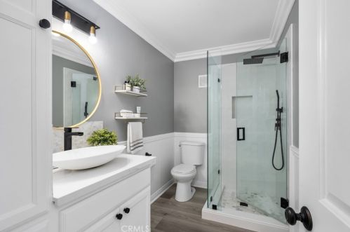 2405 Avalon Ave, Santa Ana CA 92705-7903 exterior