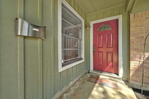 5505 Delwood Dr, Austin TX  78723-2604 exterior