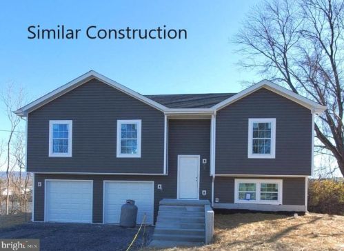 541 Kelly Dr, Harpers Ferry, WV 25425-4663