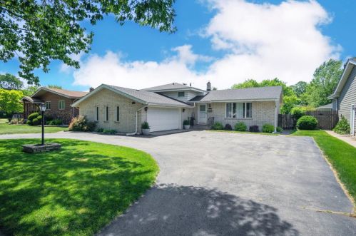 10118 4th Pl, Hammond, IN 46322-3405