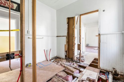 111 4 Ave, Denver CO 80203-4007 exterior