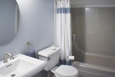 5 Wexford Ct, Lemont IL  60439-6136 exterior