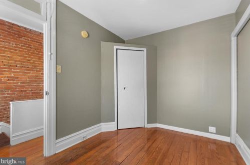 231 Mulberry St, Lancaster PA  17603-3741 exterior