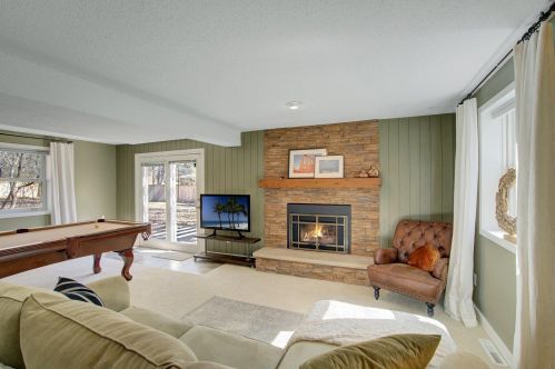 302 Cimarron Rd, Saint Paul MN  55124-9751 exterior