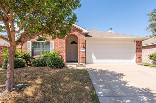 133 Valley Ranch Dr, Waxahachie, TX 75165-8795