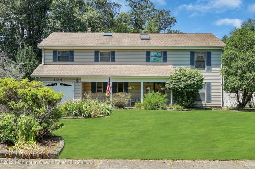 106 Susan Dr, Jackson Twp, NJ 08527-1212