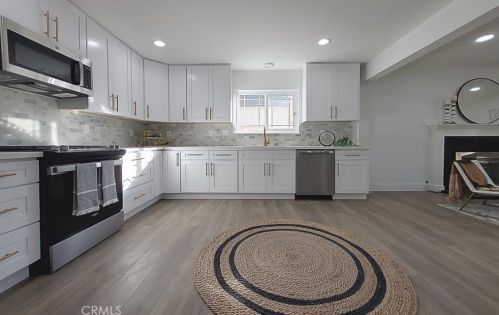 17285 Santa Clara St, Santa Ana CA  92708-3336 exterior