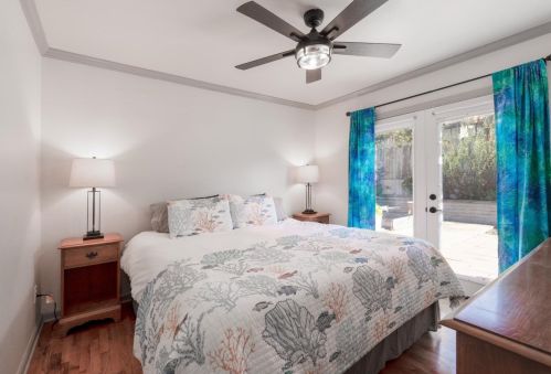 1466 Darwin St, Seaside CA  93955-5017 exterior