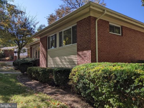 1801 Ladd St, Silver Spring MD  20902-3524 exterior