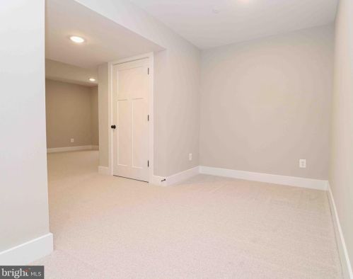 38 Chrisba Rd, Severna Park MD 21146-3060 exterior