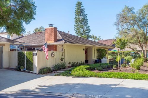 9 Cherry, Irvine CA  92612-2313 exterior