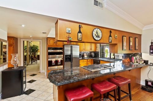 1678 Southport Dr, Riverside CA  92506-5449 exterior