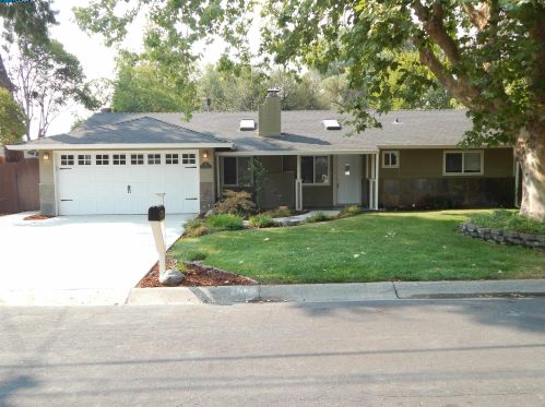 107 Sylvia Dr, Concord, CA 94523-2909