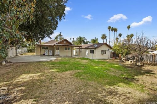 416 Prospect Ave, Riverside CA  92507-1419 exterior