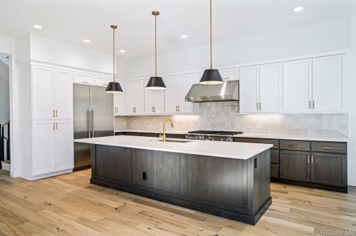 1726 Sherman St, Denver CO  80210-3115 exterior