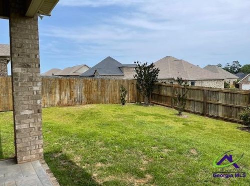104 Charlotte Dr, Bonaire GA  31005 exterior
